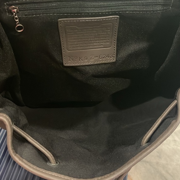 Coach Vintage Gray Nylon & Leather Backpack H9Z-6243 Waterproof - EUC - Picture 8 of 11